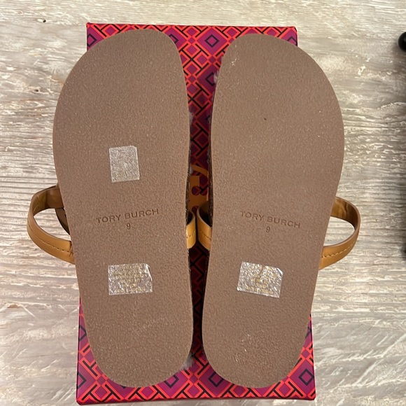 Tory Burch Miller Cloud Shearling - Picture 4 of 4